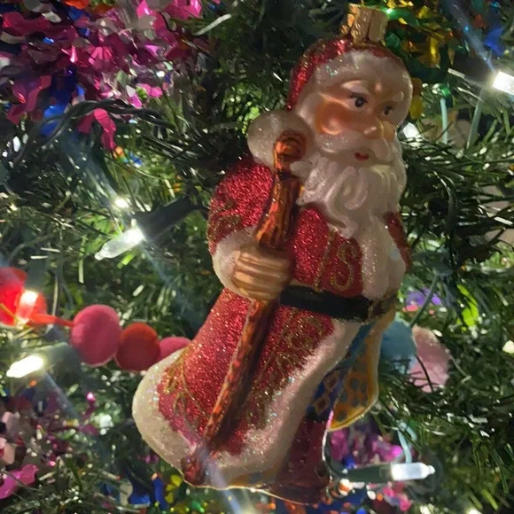 Waterford Holiday Heirloom Santa with beautifully colorful jacket✨🎅🏻🎄💕 Ornaments